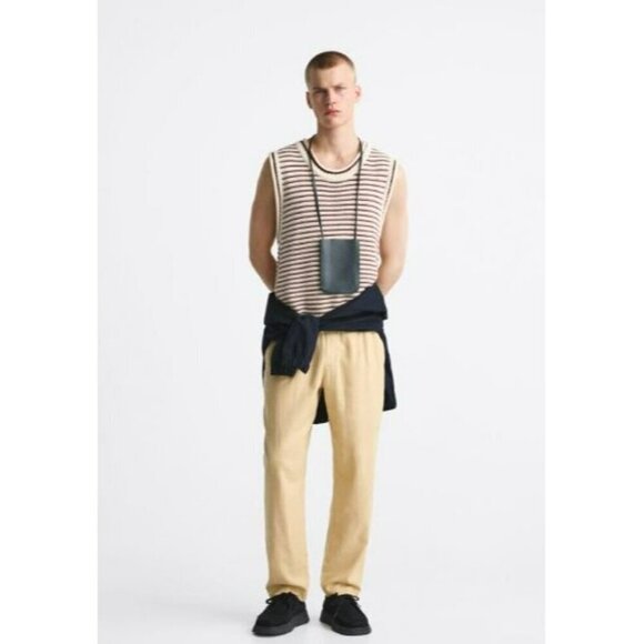 2/$30 Zara Relaxed Crew Neck Vest‎ Size Medium - Picture 2 of 16